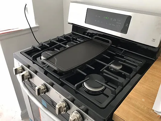 Rented by 18 REALTY | media 32