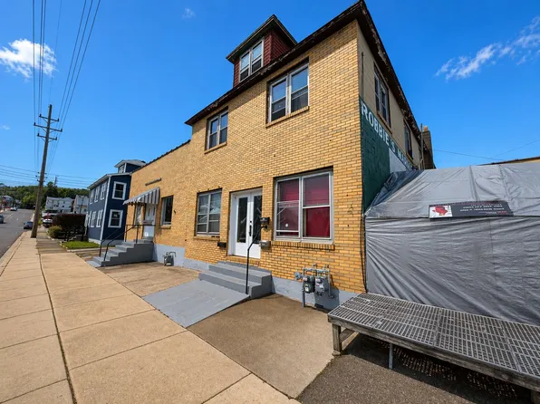 1007 Pine St, Endicott, NY 13760