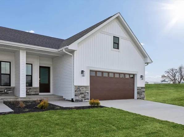 1015 Highland Trl, Solon, IA 52333