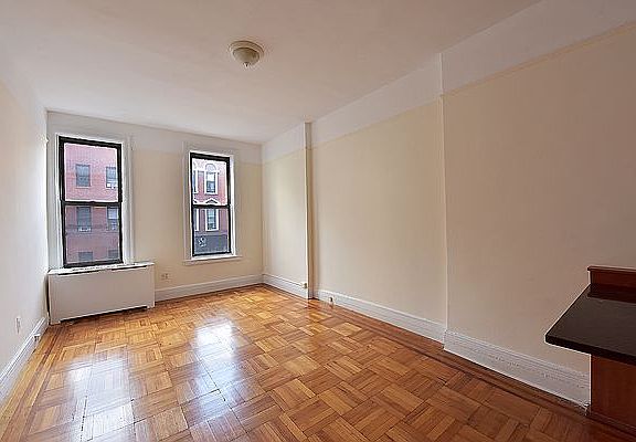 4th image of 783 Lexington Ave #3A
