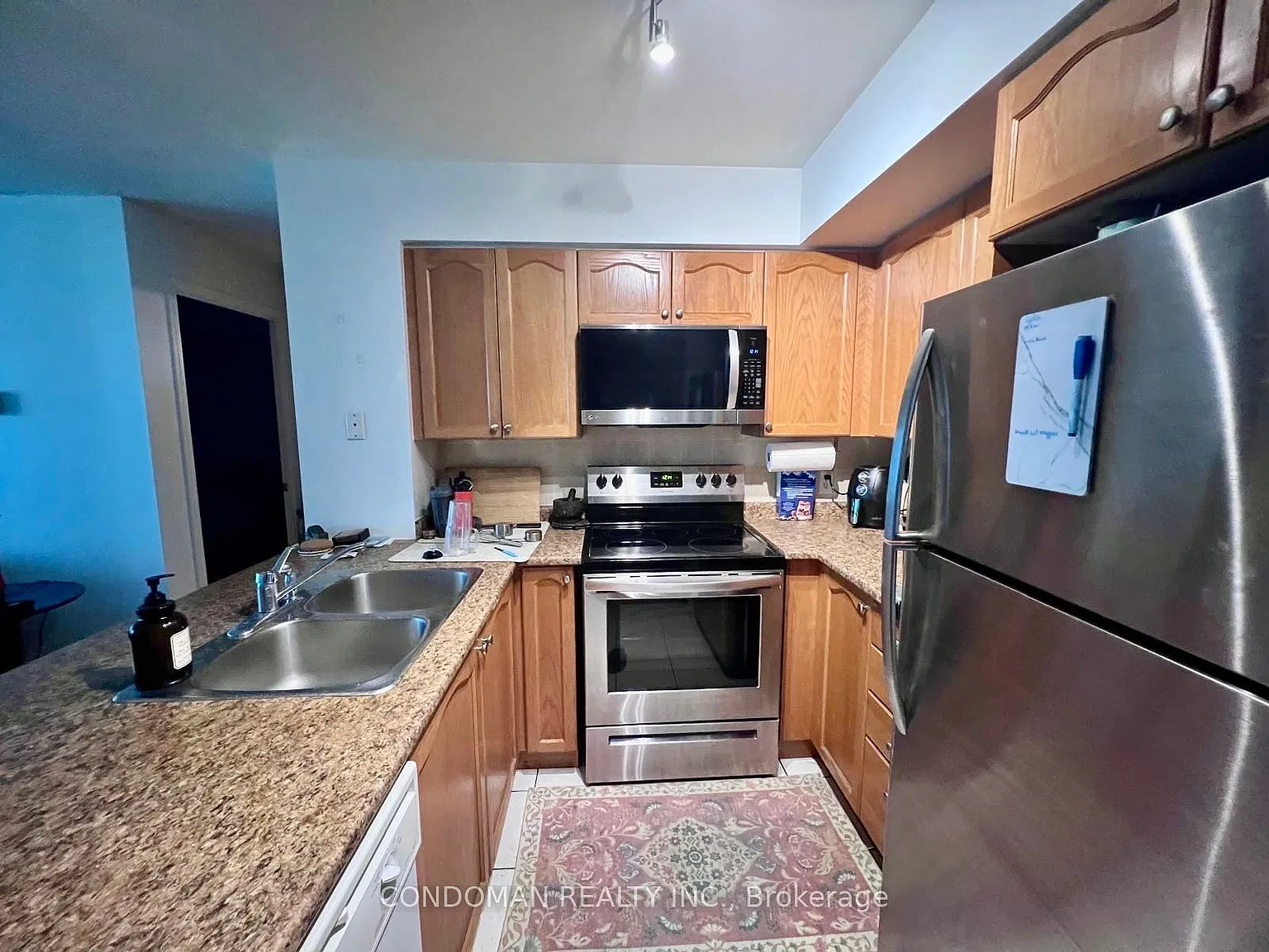 2 bed, $2,375 — Photo 2