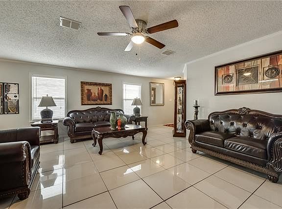 5th image of 4312 Hunters Creek Dr