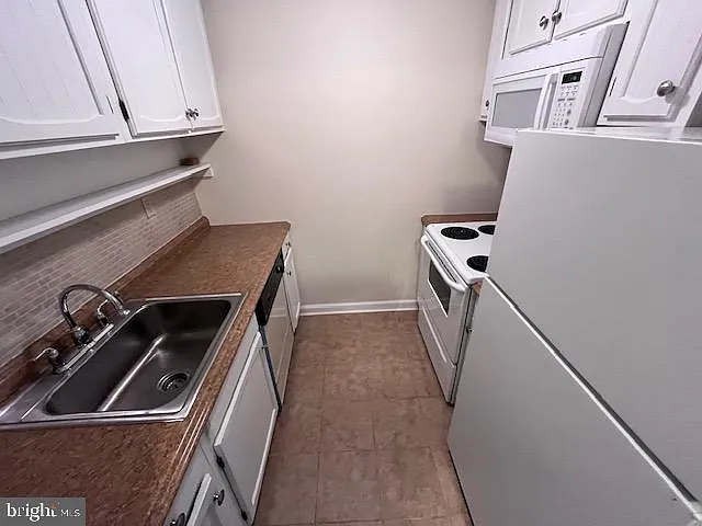 408 S State St #3 — Photo 4