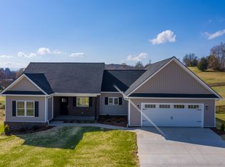 880 Pleasant Valley Rd, Jonesborough, TN 37659