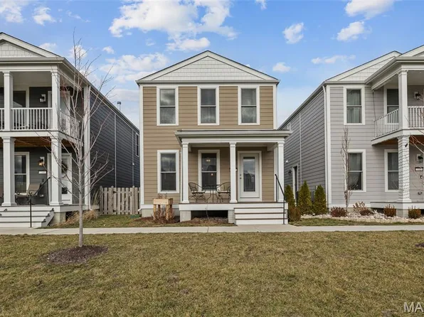 196 Tiber Way St, Saint Charles, MO 63301