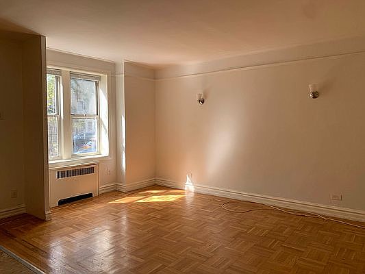 3rd image of 40-39 48th St #Aa7