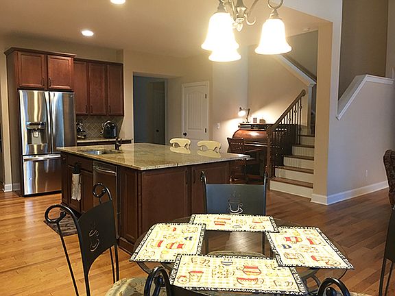 5th image of 333 Striped Maple Ct