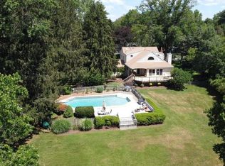 76 Edgemere Ave, Plainsboro, NJ