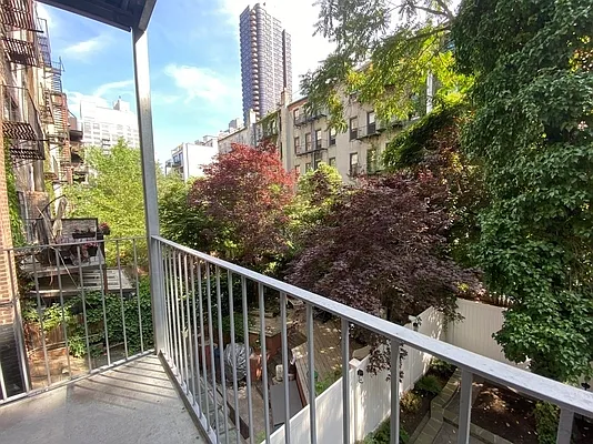 Rented by Corcoran | media 12