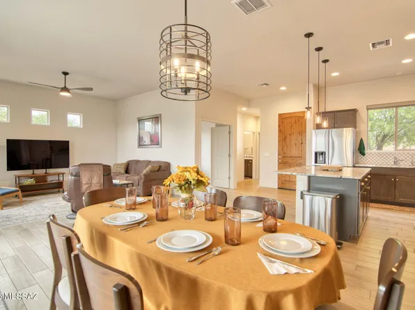 13826 E Langtry Ln, Tucson, AZ 85747
