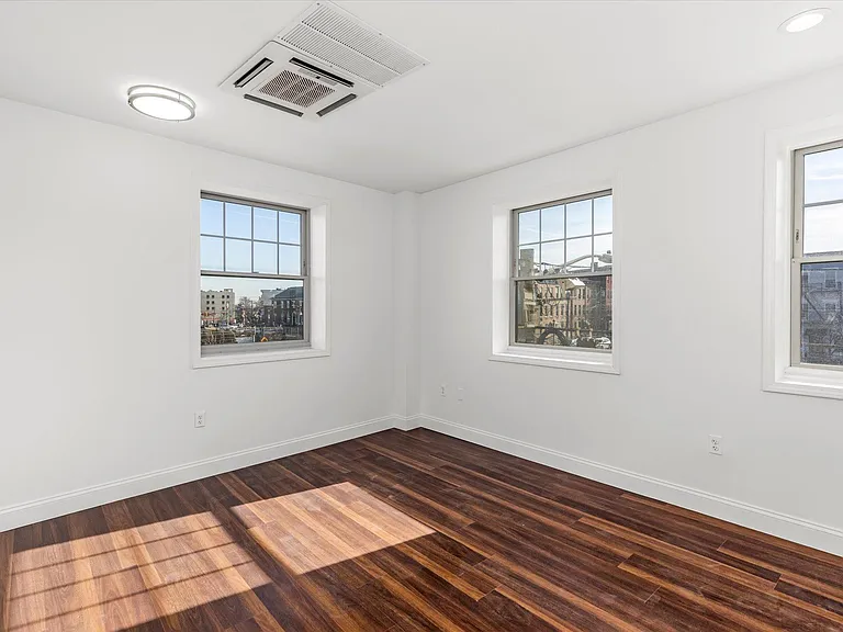 3100 Bergenline Ave #308 — Photo 3