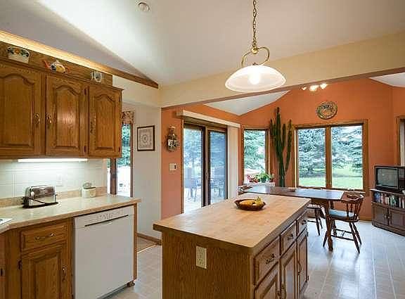 4th image of 512 Briarwood Ln