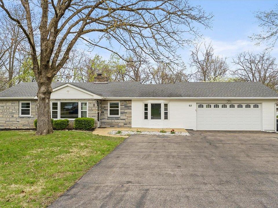 1st image of 62 Oak Hill Dr