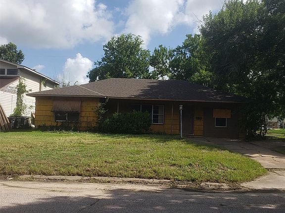 2nd image of 6102 Belcrest St