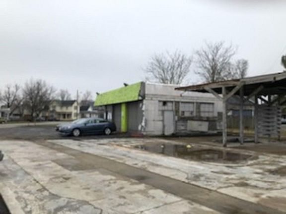 3rd image of 407 S 10th St
