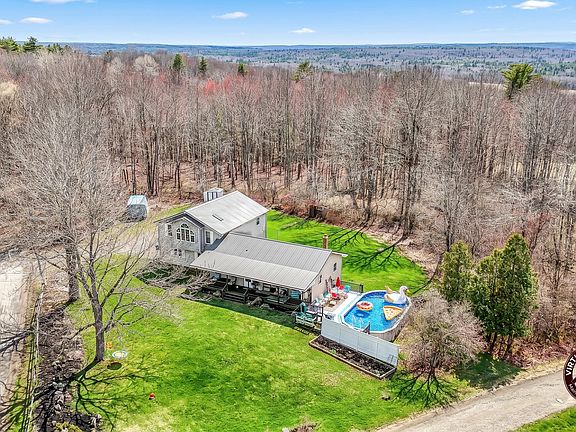 4th image of 43 Peaslee Road