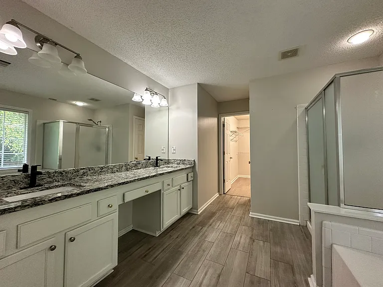 3535 Ridgefair Dr — Photo 13
