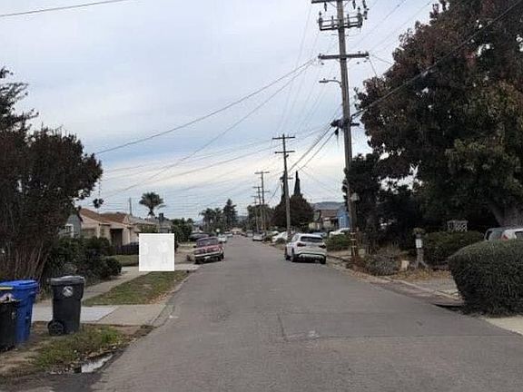 5th image of 20923 Haviland Ave