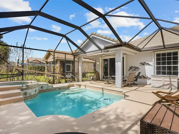 730 NW Red Pine Way, Jensen Beach, FL 34957