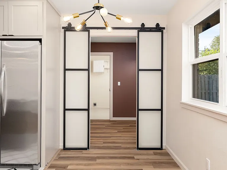 1518 Orchid Ave — Photo 11