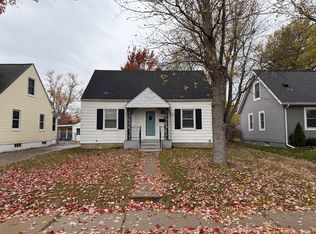1356 New Jersey Ave, Marysville, MI 48040
