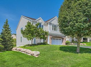 2289 Woodcrest Dr, Woodbury, MN 55129