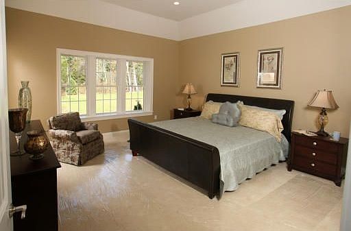 5th image of 51 Carriage Ln #51