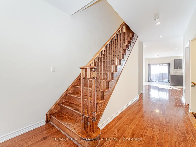 11 Yately St — Photo 12