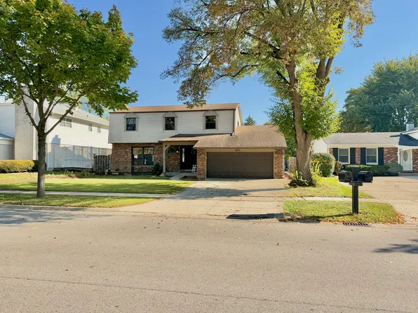 871 Cambridge Dr, Buffalo Grove, IL 60089