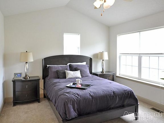 Master bedroom w/ Vaulted Ceiling
