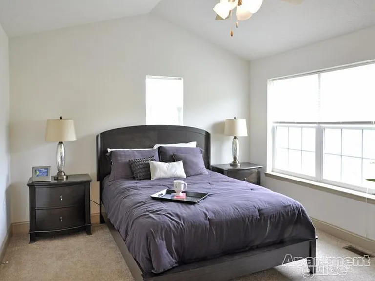 Sunpointe Townhomes — Photo 6