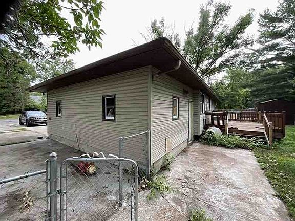 3rd image of 501 Fair Ave W