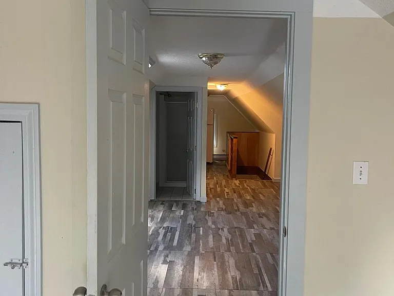 403-405 High St #4 — Photo 1