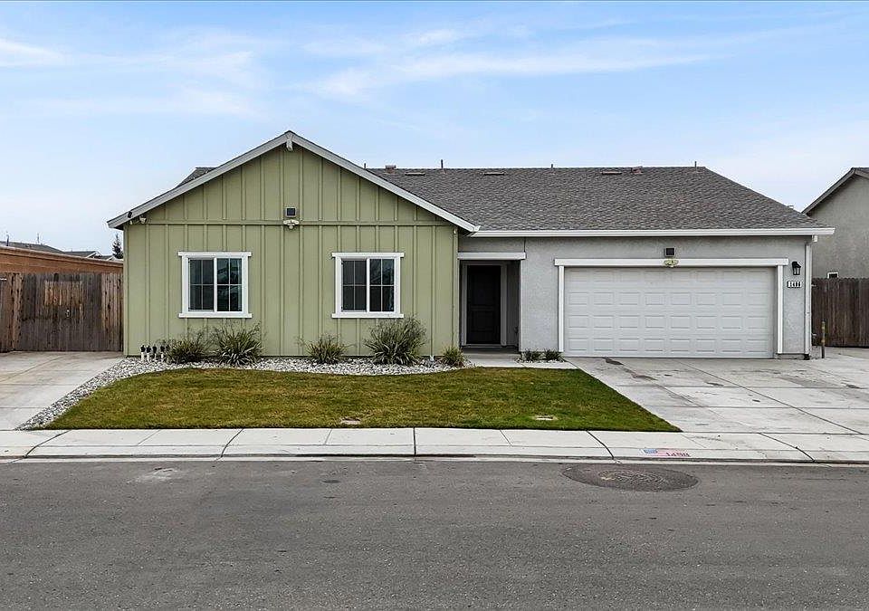 1st image of 1496 Crimson Ln