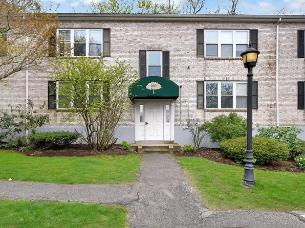 160 Newton St APT 1, Brighton, MA 02135