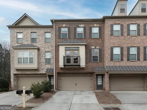 272 Blue Pointe Ct, Suwanee, GA 30024