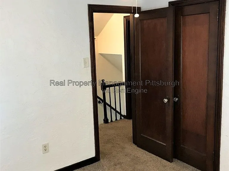 1685 Doyle St — Photo 10