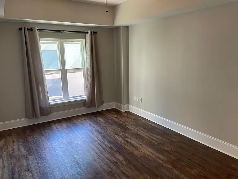 222 Glenwood Ave #308 — Photo 8