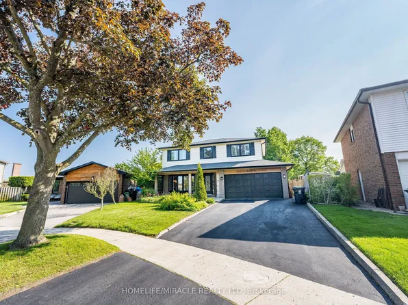 7 Chapais Cres, Toronto, ON M1C 2C3
