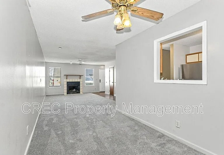 169 Pine Shadow Dr — Photo 2