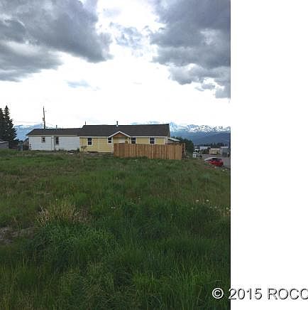 2nd image of 505 Alder St
