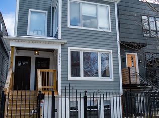 2833 N Ridgeway Ave APT 1, Chicago, IL 60618