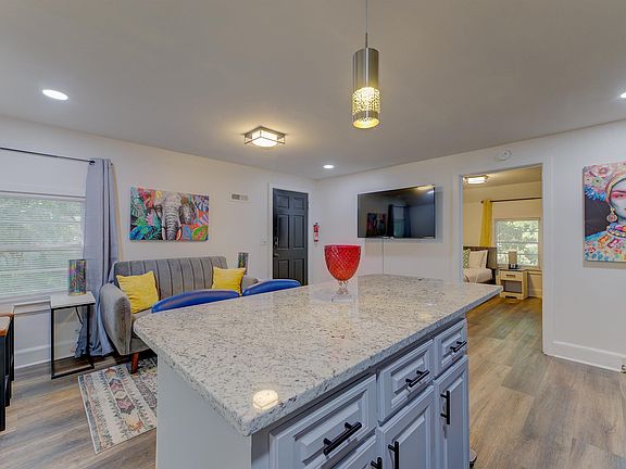 2nd image of 1623 Brennen Rd APT 1