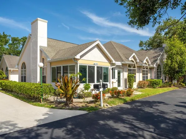 4554 Citation Ln #A, Sarasota, FL 34233
