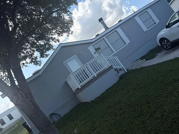 7460 Kitty Hawk Rd #173, Converse, TX 78109
