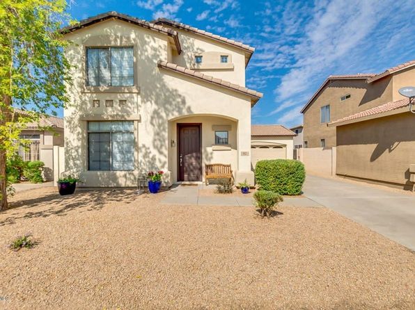 82 W Mahogany Pl