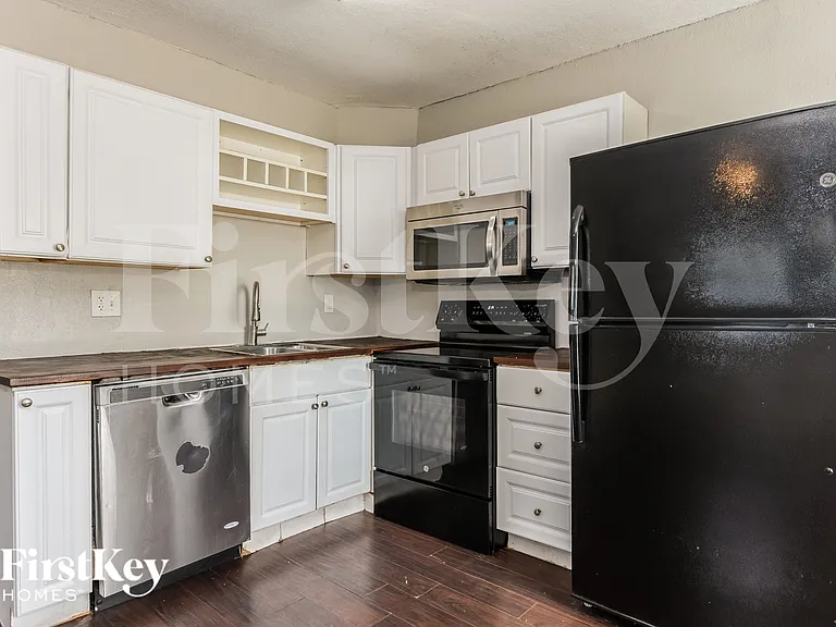 7706 Aviano Ave — Photo 7