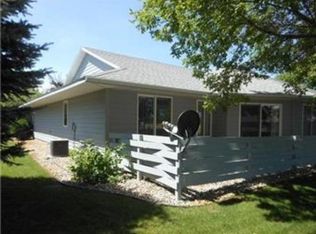 320 Bogey Ln, Cold Spring, MN 56320