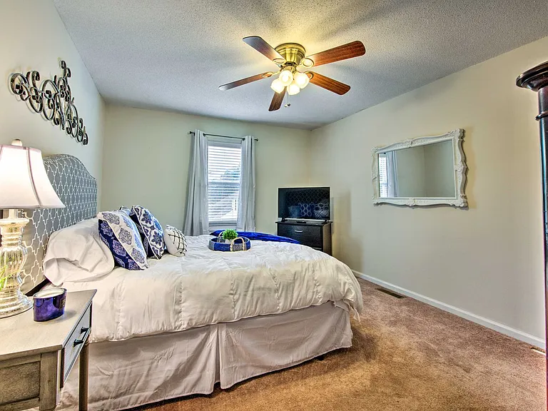 2502 Saint Christopher Cir SW #3 — Photo 14