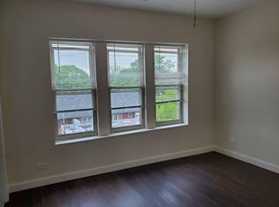 11 S Chester Ave #B52F8F1DF, Park Ridge, IL 60068